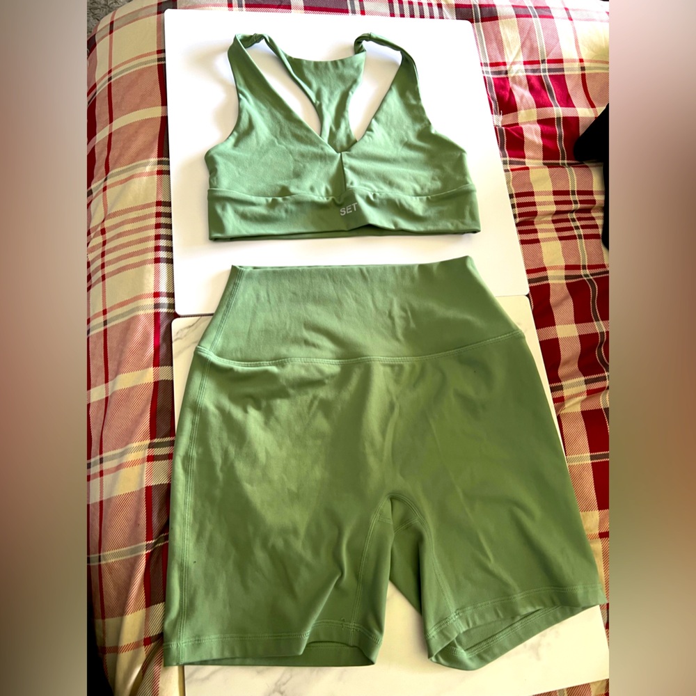 SET Active Olive Green Sports Bra & High-Waist Bike Shorts Set